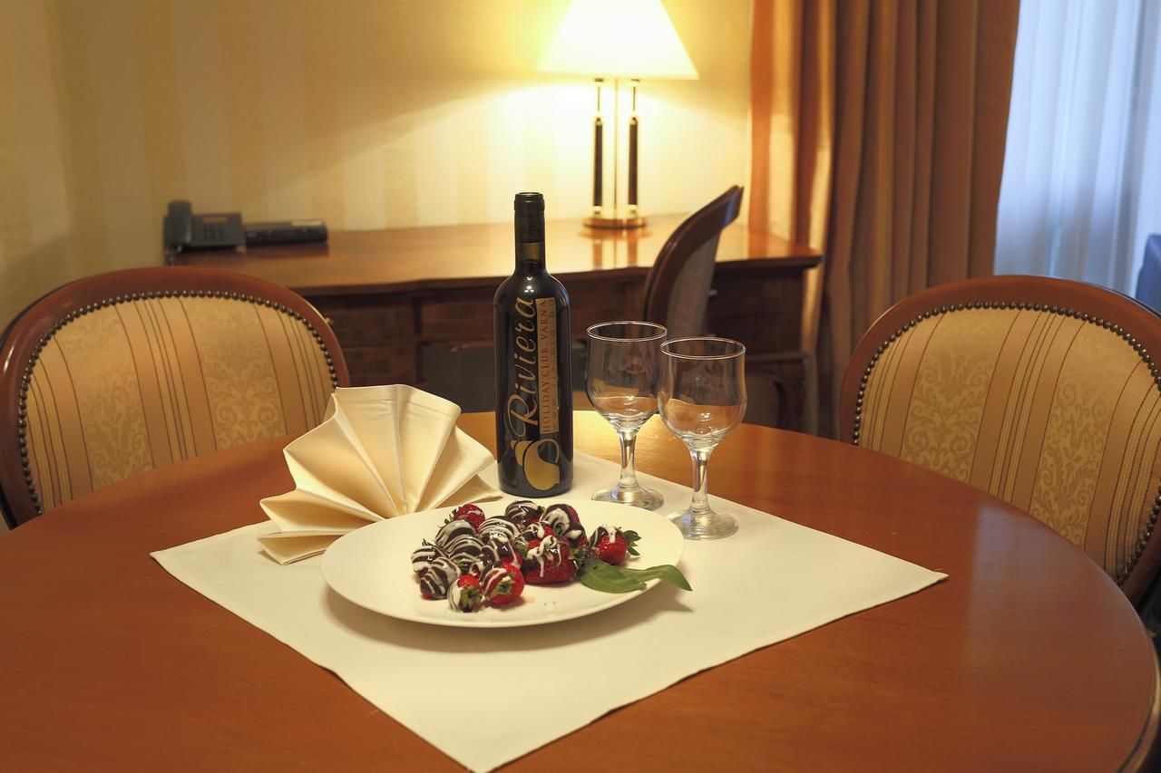 Курортные отели Imperial Hotel and SPA, Riviera Holiday Club Золотые Пески-22