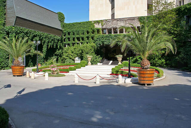 Курортные отели Imperial Hotel and SPA, Riviera Holiday Club Золотые Пески-12