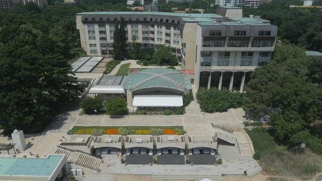 Курортные отели Imperial Hotel and SPA, Riviera Holiday Club Золотые Пески-16