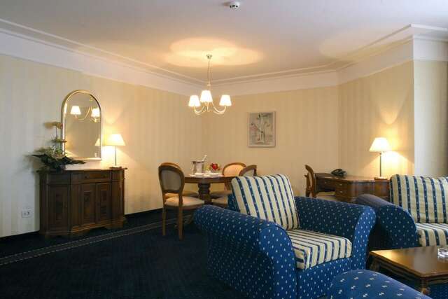 Курортные отели Imperial Hotel and SPA, Riviera Holiday Club Золотые Пески-28