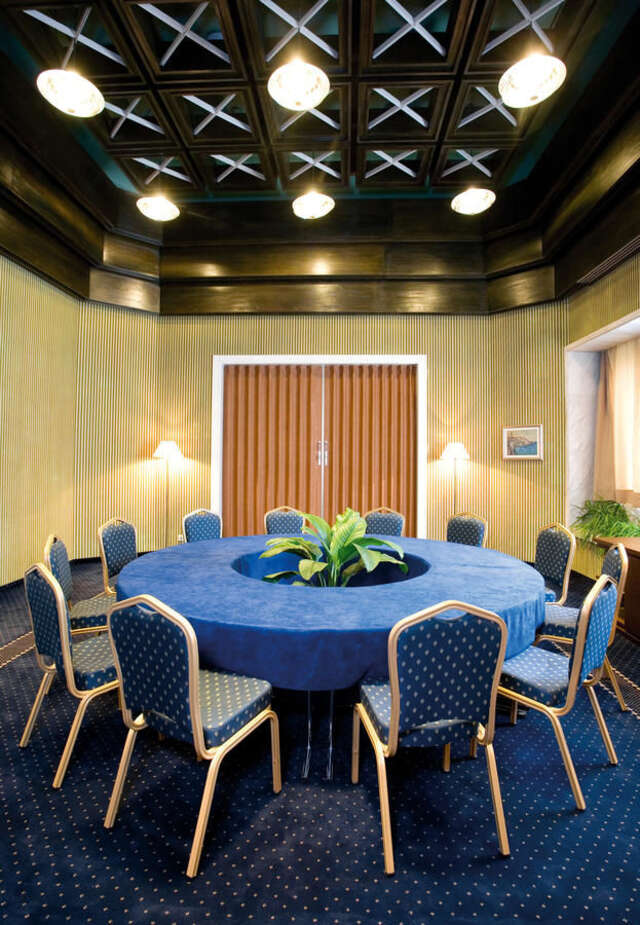 Курортные отели Imperial Hotel and SPA, Riviera Holiday Club Золотые Пески-30