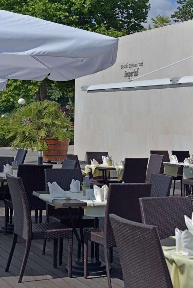 Курортные отели Imperial Hotel and SPA, Riviera Holiday Club Золотые Пески-36